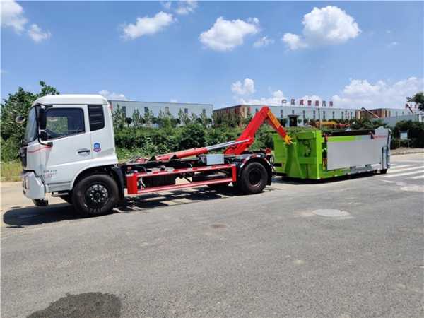 高效环保的粪污运输车 国六标准下的家禽粪污处理与化粪池清理解决方案